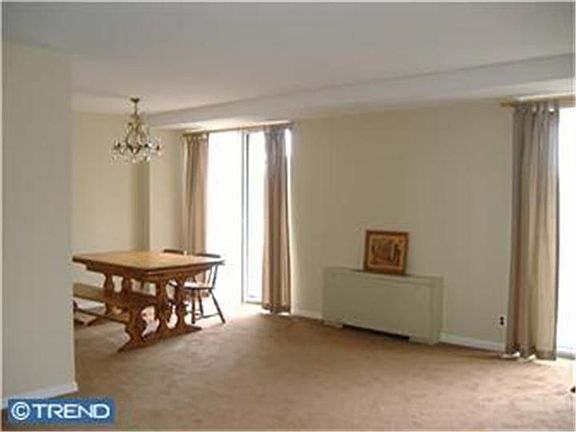 3rd image of 2401 Pennsylvania Ave APT 511