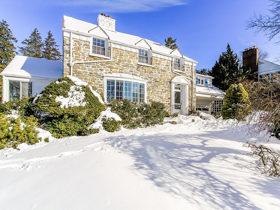 1st image of 6 Guion Ln