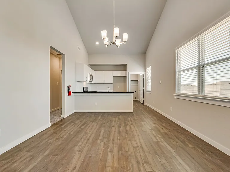 663 Wheatfield Dr — Photo 8