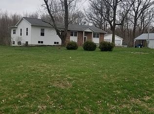 3900 Wesclin Rd, Trenton, IL 62293