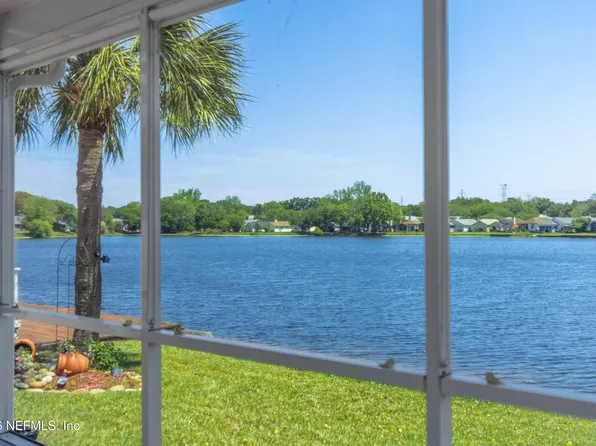 3925 ARBOR LAKE Drive W, Jacksonville, FL 32225