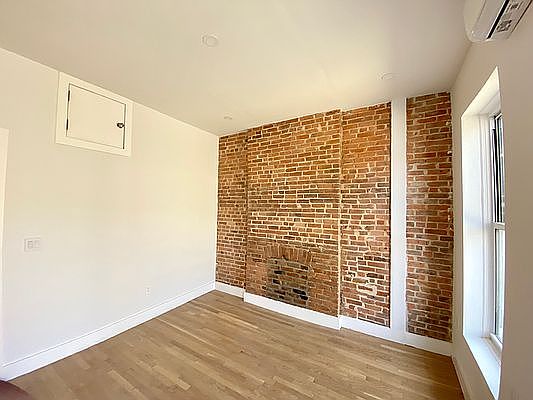 5th image of 502 5th Ave APT 1