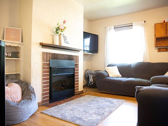 2nd image of 645 NE Campus St #A