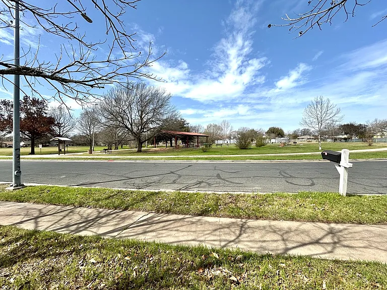 4807 Copperbend Blvd — Photo 20