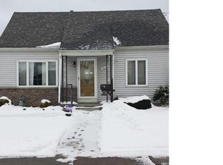 3055 Livingston Ave, Niagara Falls, NY 14303