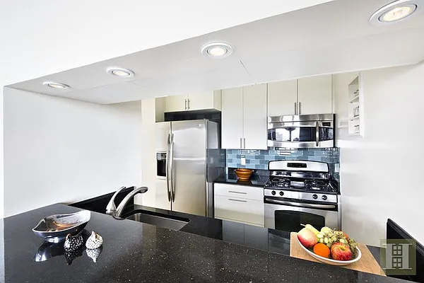 Sold by Halstead Real Estate | media 3