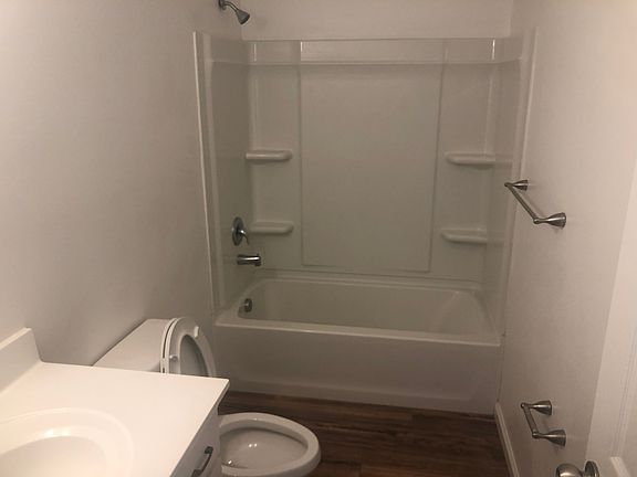 4th image of 15 Gay St #201