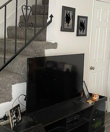 5th image of 1631 Squirrel Ln #1631