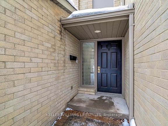 3rd image of 1399 Commissioners Rd W #26