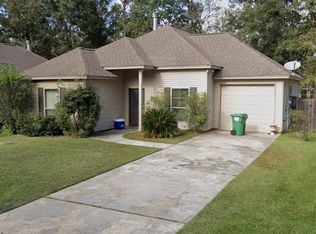 1327 Valmont St, Mandeville, LA 70448