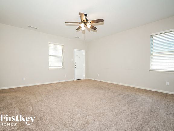 4th image of 201 Kennedy Dr