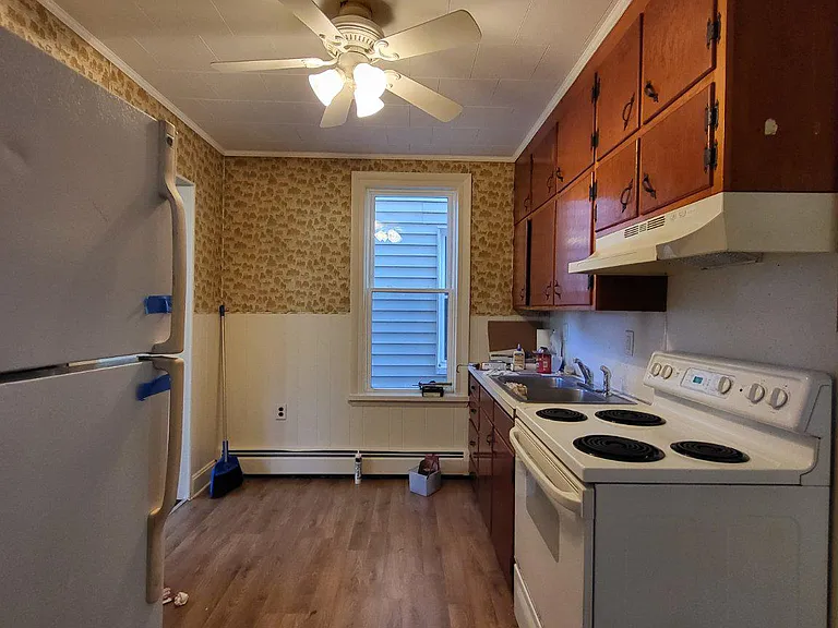 58 Liberty St #1 — Photo 2