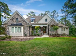 145 Woodenbridge Ln, Pinehurst, NC 28374