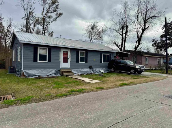250 Carlos St, Houma, LA 70364