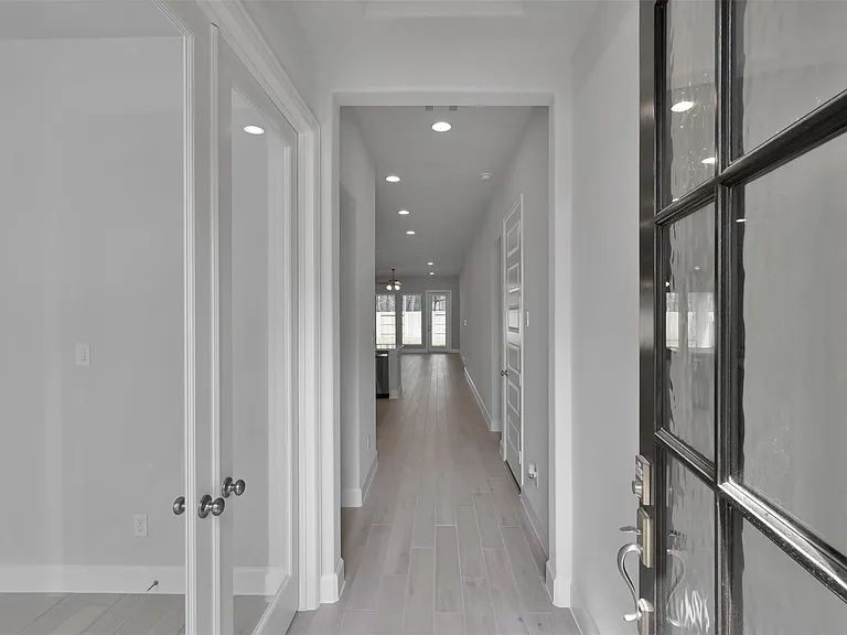 15715 Autumn Sun Ct — Photo 3