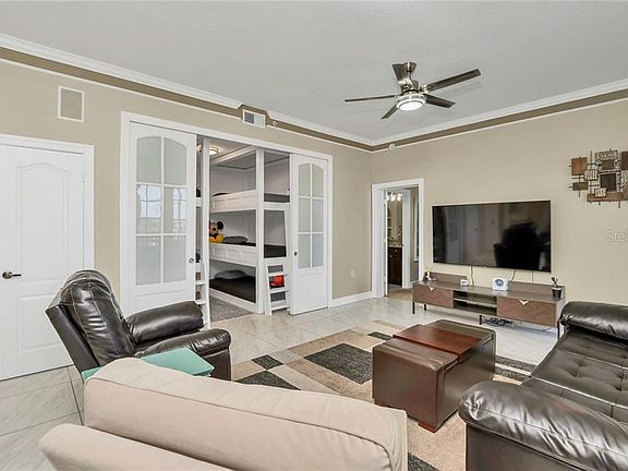 5th image of 501 Mirasol Cir APT 510