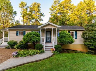 341 Courtland Dr, Appomattox, VA