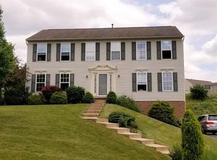 307 Dana Ct, Gibsonia, PA