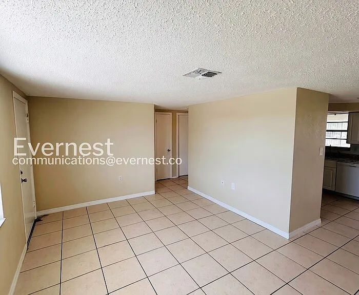 9130 Chatam Ln — Photo 28