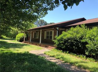 203 Rock Springs Rd, Belton, SC 29627