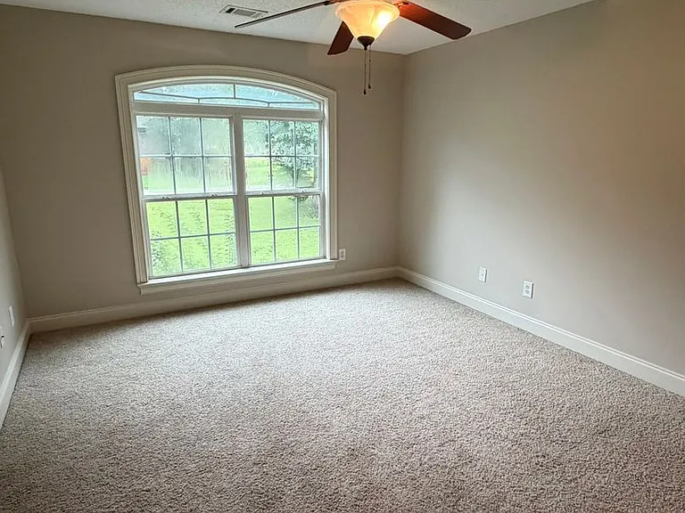 254 Southfield Ct — Photo 12