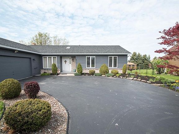 2nd image of 132 Haskins Ln N
