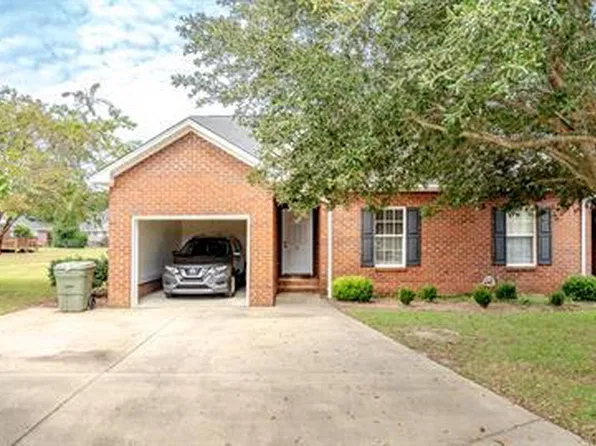 32 Beacon Ct, Sumter, SC 29154