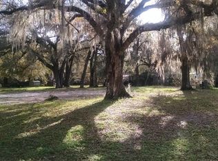 512 N West St, Bushnell, FL 33513