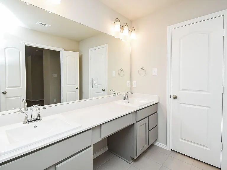 2910 Scanlan Mdw #18 — Photo 19