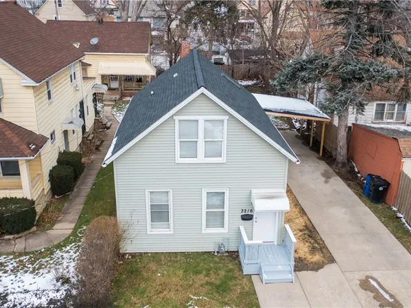 3216 Poe Ave, Cleveland, OH 44109