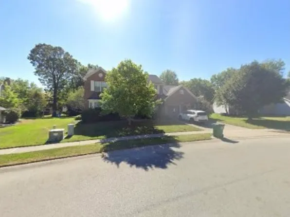 11129 Tufton St, Fishers, IN 46038