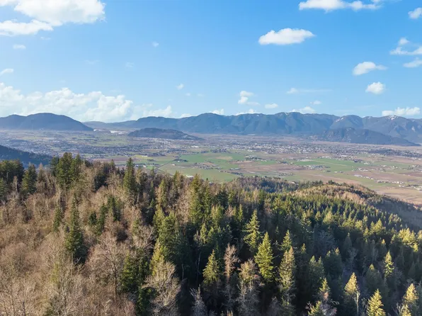 49780 Lookout Rd, Chilliwack, BC V4Z 1A5