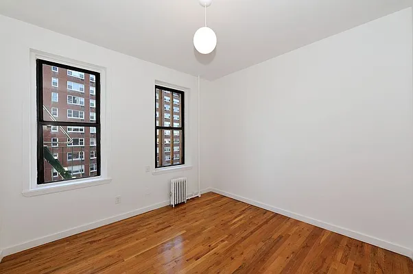 Rented by Aether Property Group | media 3