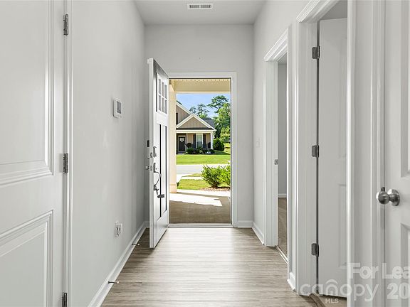 3rd image of 3627 Whitney Way