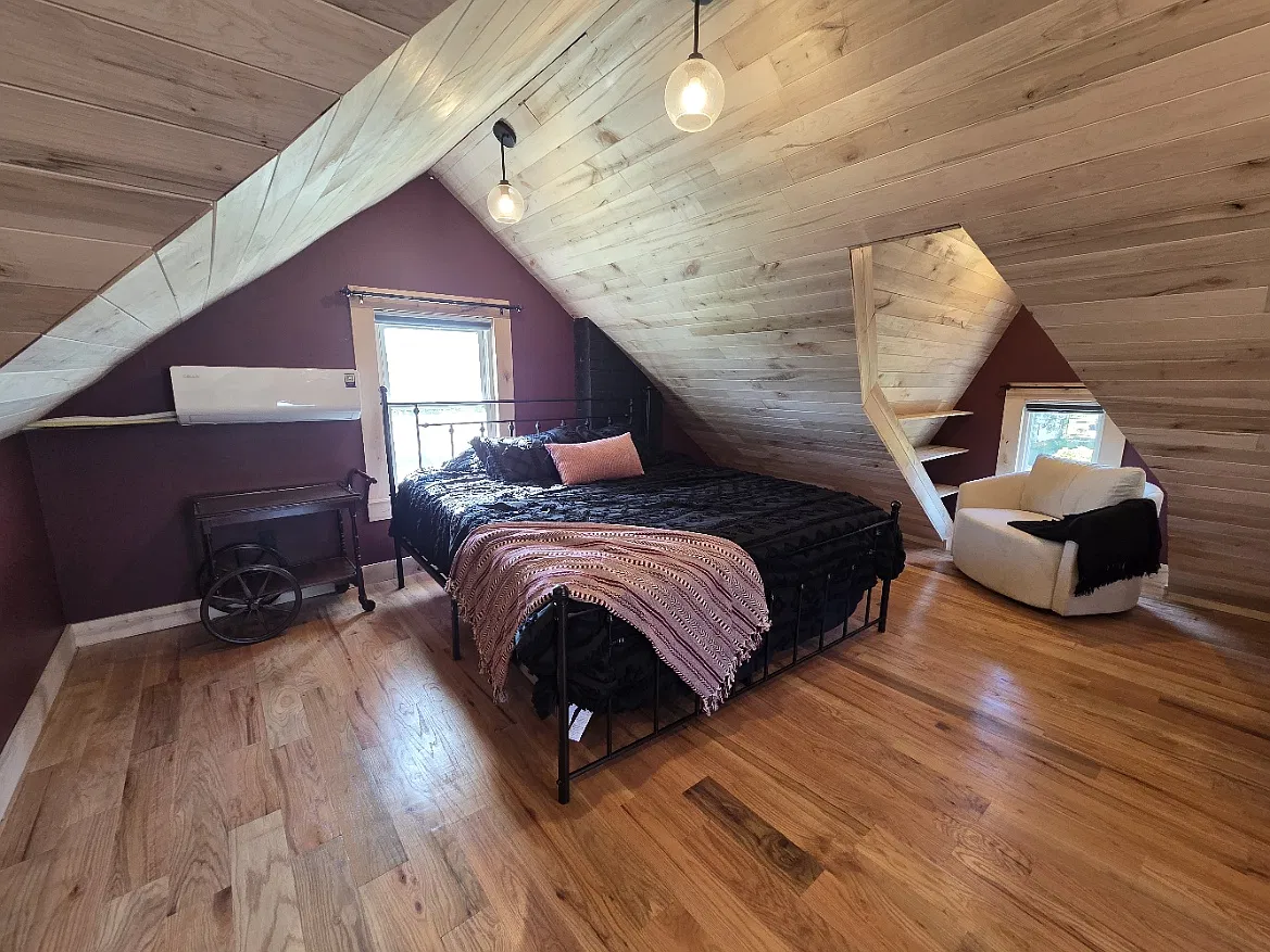 Studio, 600 sqft, $1,200 — Photo 2