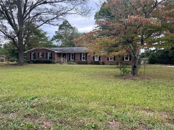 1304 Dogwood Ln, Laurinburg, NC 28352