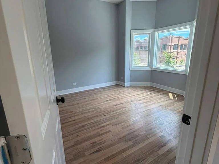 1742 N California Ave #2F — Photo 4
