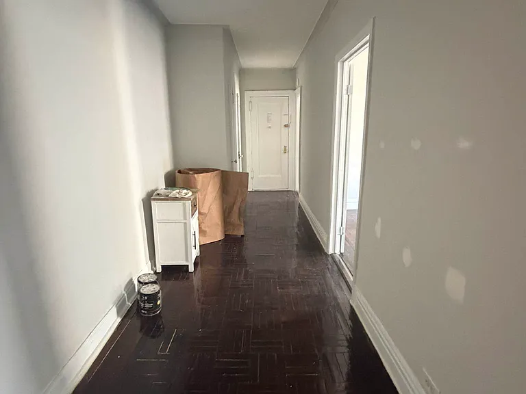 9 Seaman Ave #4M — Photo 6