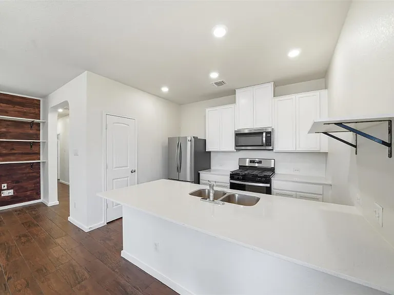 225 Danablu Dr — Photo 18
