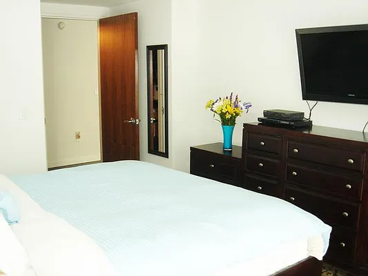 Sold by Real Direct | media 20