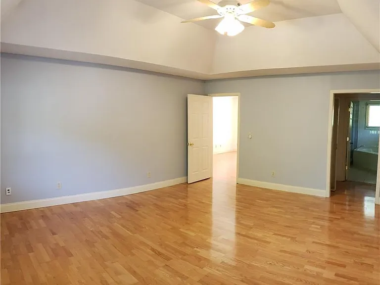3662 Rock Springs Dr SW — Photo 17