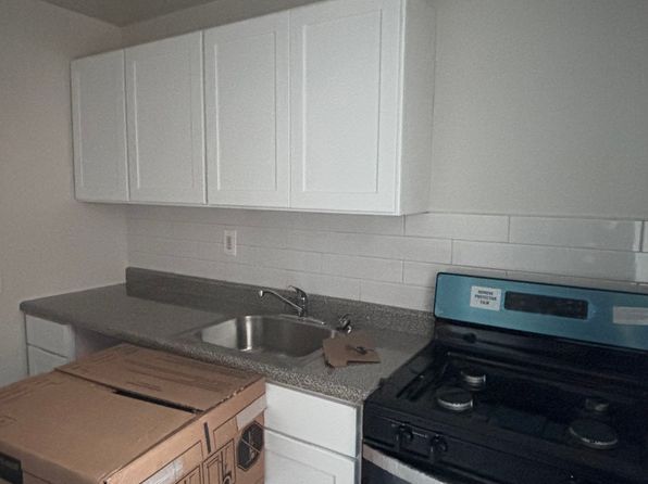 61-88 Dry Harbor Rd #3B
