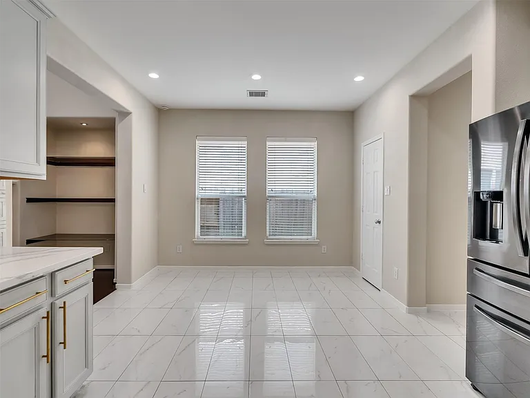24507 Red Bluff Trl — Photo 13