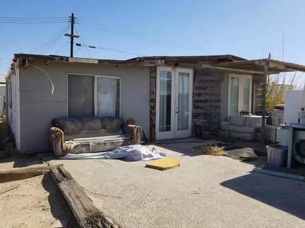 9588 Avenue D, Niland, CA 92257