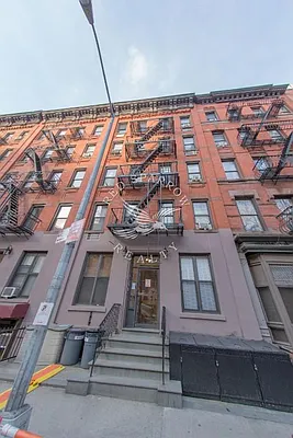 Rented by Red Sparrow Realty Group | media 56