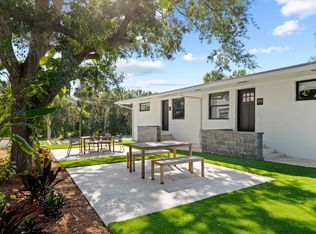 1834 Pineapple Ave #1834, Melbourne, FL 32935