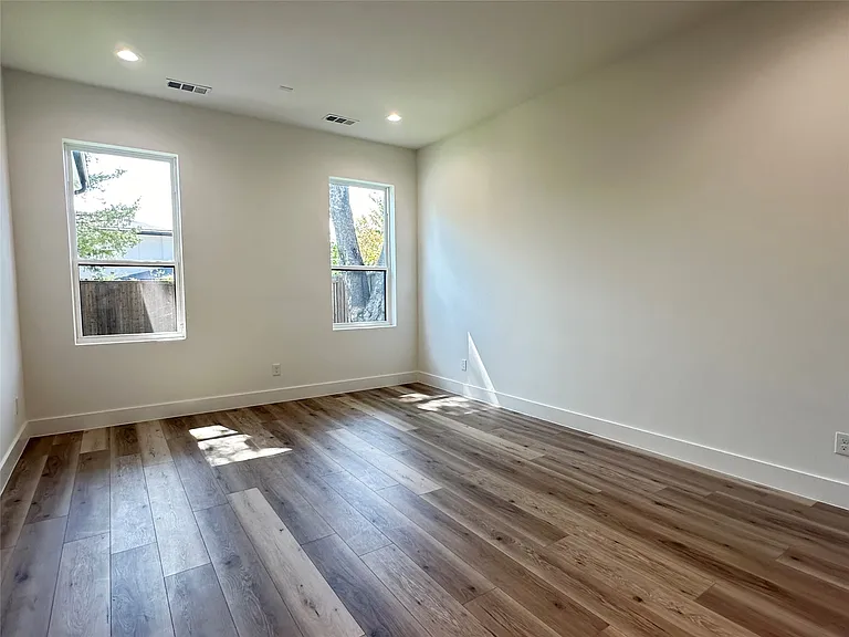 3908 Rochelle Dr — Photo 15