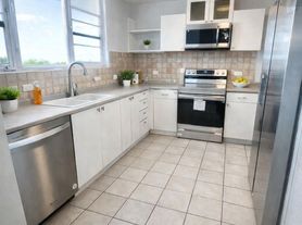 199 Monet, Guaynabo, PR