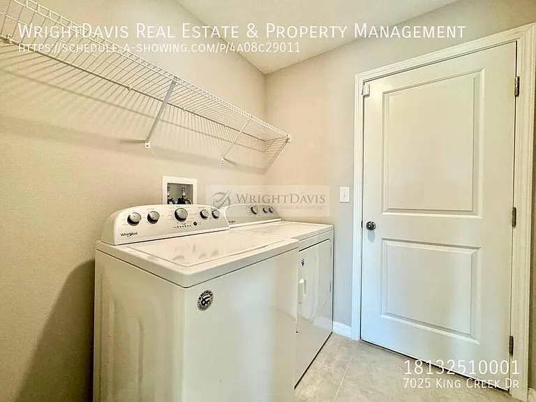 7025 King Creek Dr — Photo 15