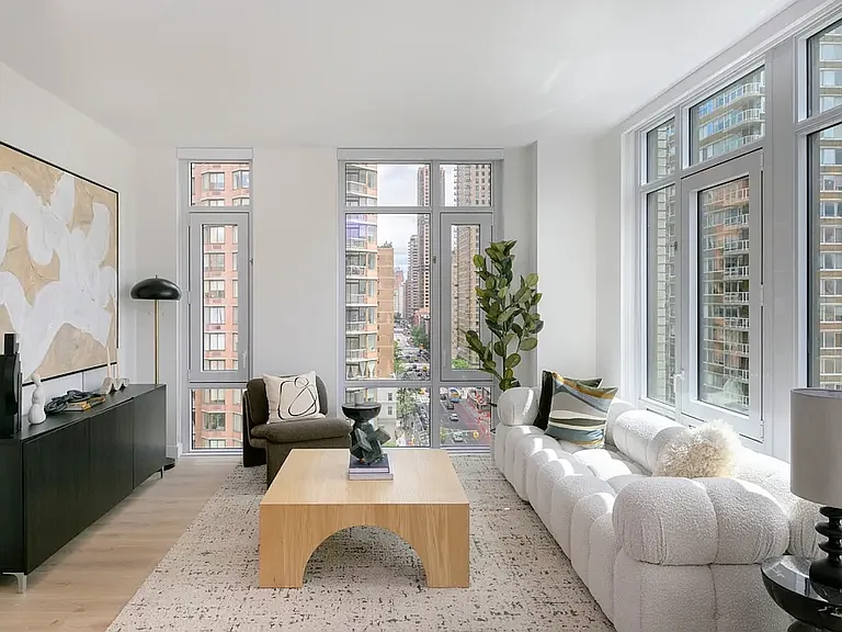 356 E 78th St #22A — Photo 19